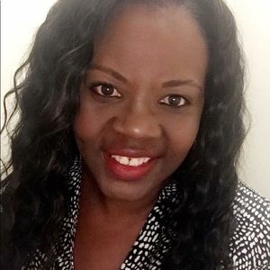 Meet your Posher, Deralyn